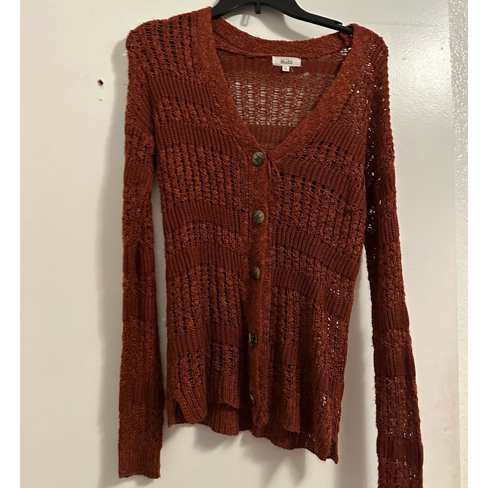 Mudd size small women’s button down cardigan. Worn twice only!
